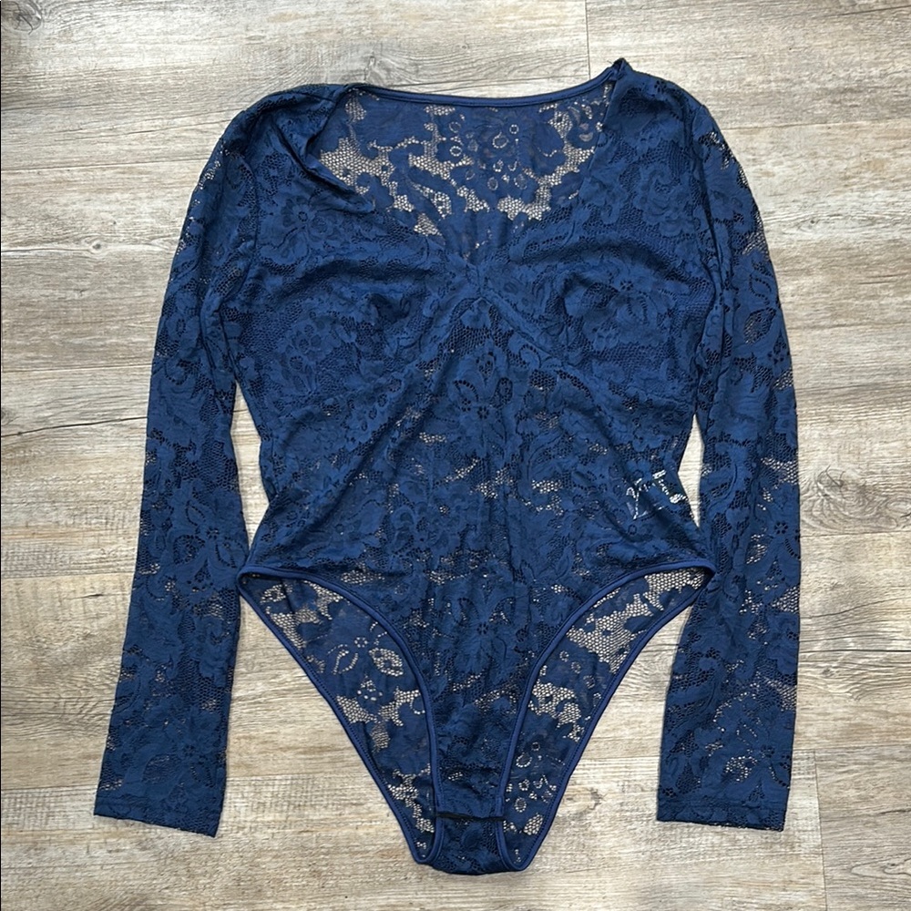Elegant Lace Long Sleeve Bodysuit - Navy Blue